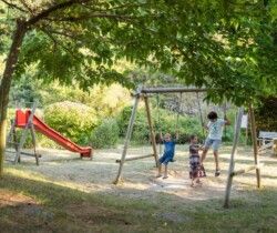 Aire de jeux enfants Aire de jeux enfants